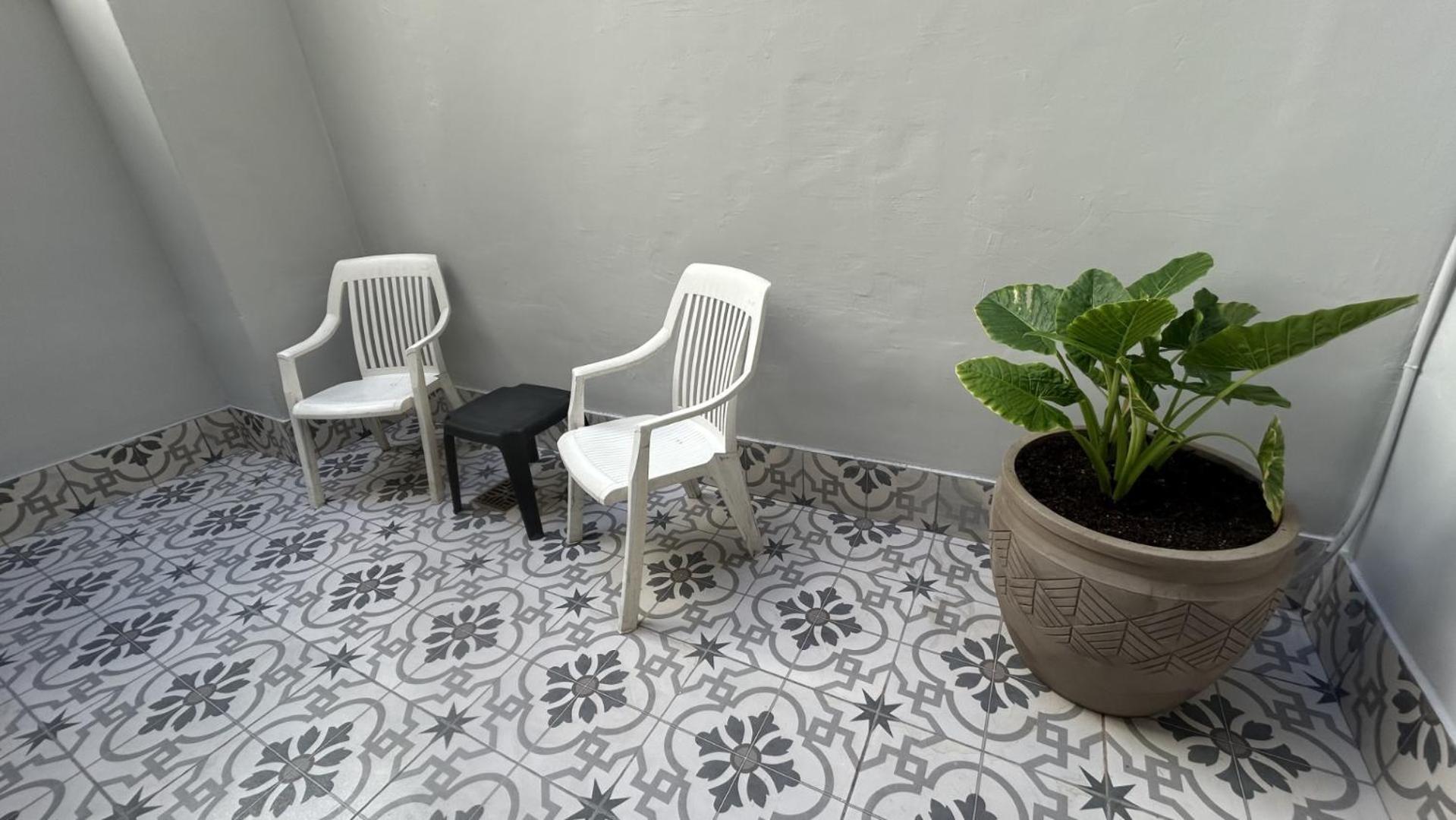Apartment Flowers
